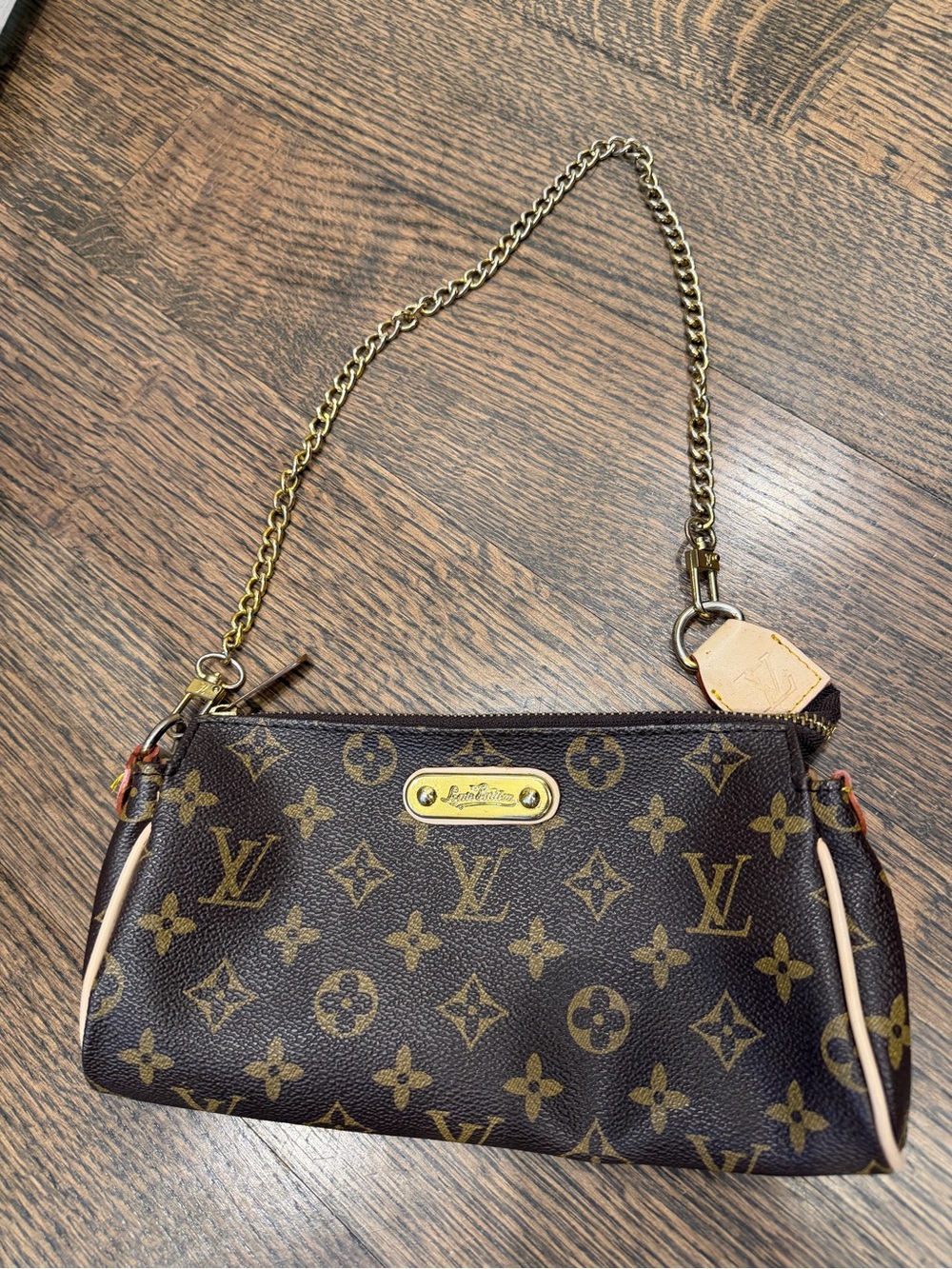 Louis Vuitton LV Brown Monogram Leather Logo Gold Chain Pochette Bag